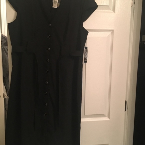 Black dress - Picture 2 of 4